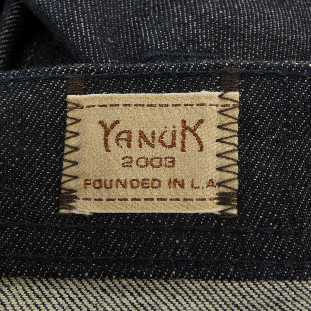 ヤヌーク YANUK パンツ