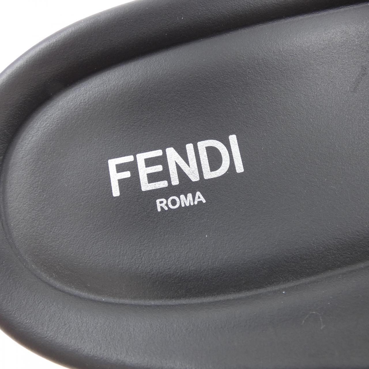 フェンディ FENDI サンダル
