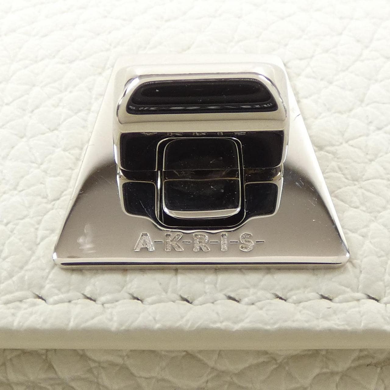 アクリス AKRIS アヌーク フォンポーチ BAG