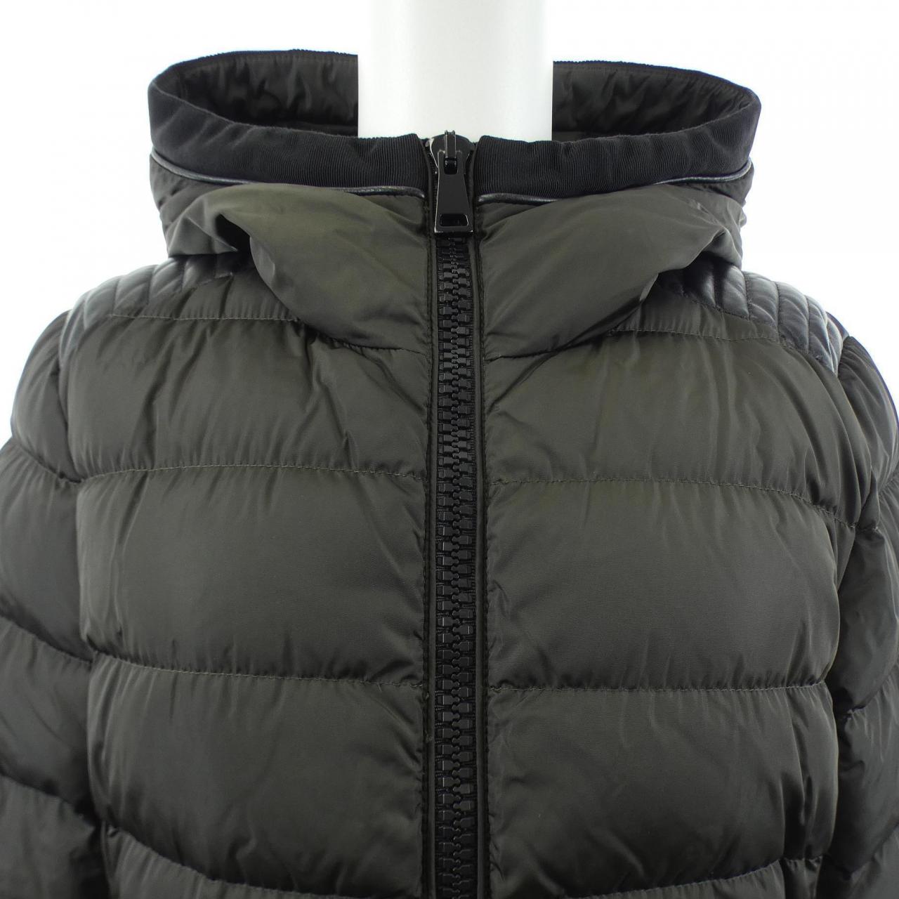 モンクレール MONCLER TALEVE ダウンコート