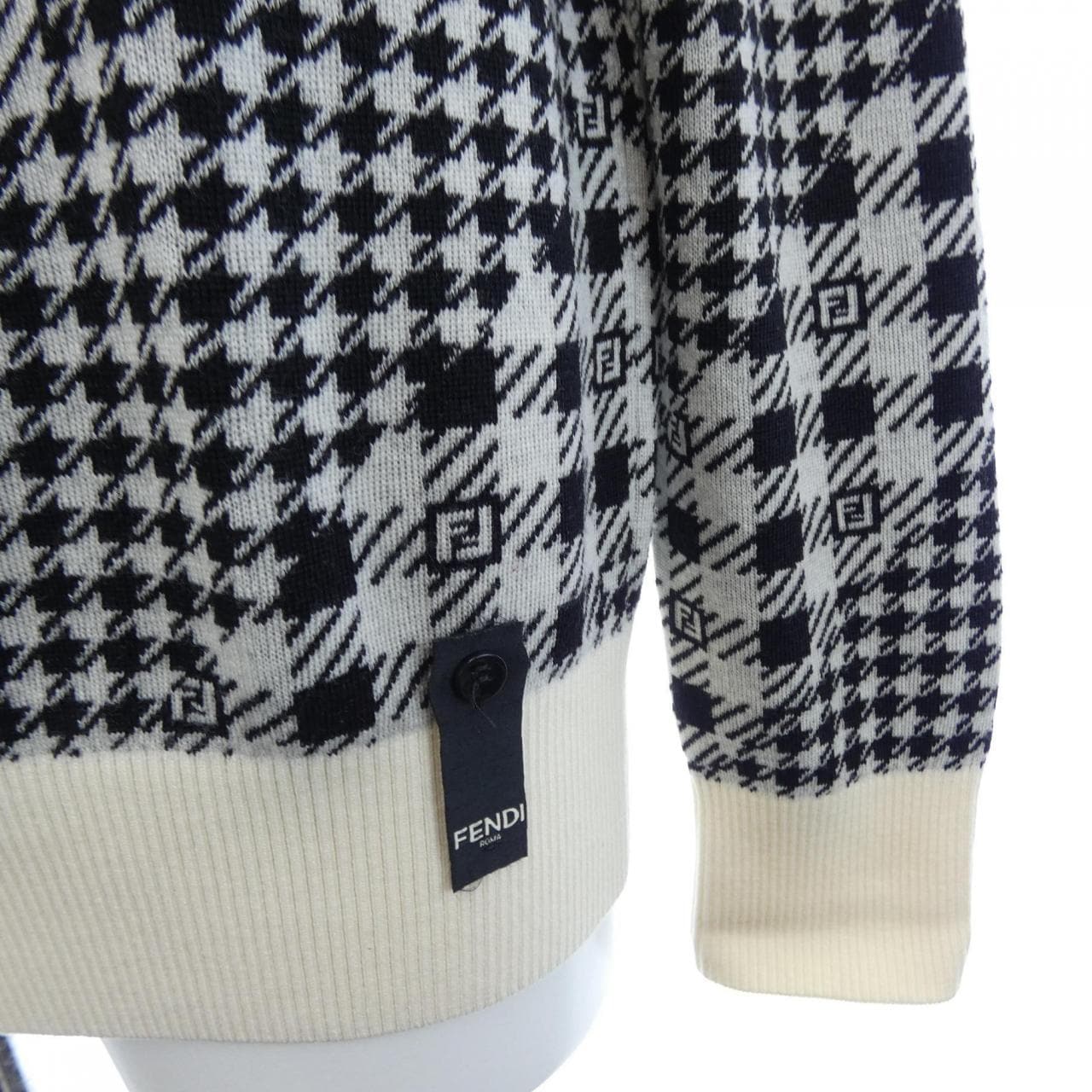 フェンディ FENDI FZX089 AL3Y ニット