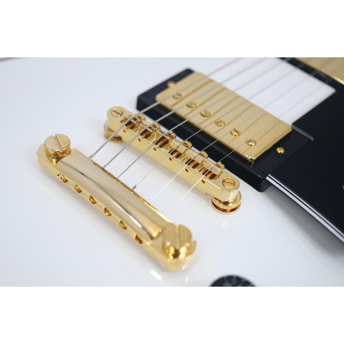 ＥＰＩＰＨＯＮＥ　ＩＮＳＰＩＲＥＤ　ＢＹ　ＧＩＢＳＯＮ　ＣＵＳＴＯＭ　ＬＥＳ　ＰＡＵＬ　ＣＵＳＴＯＭ