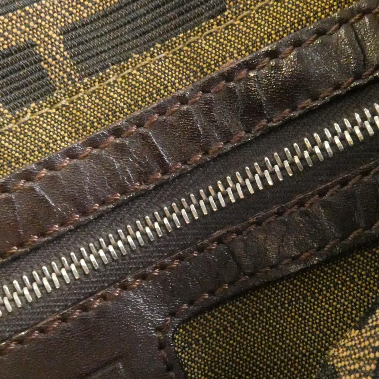 フェンディ 26426 ショルダーバッグ