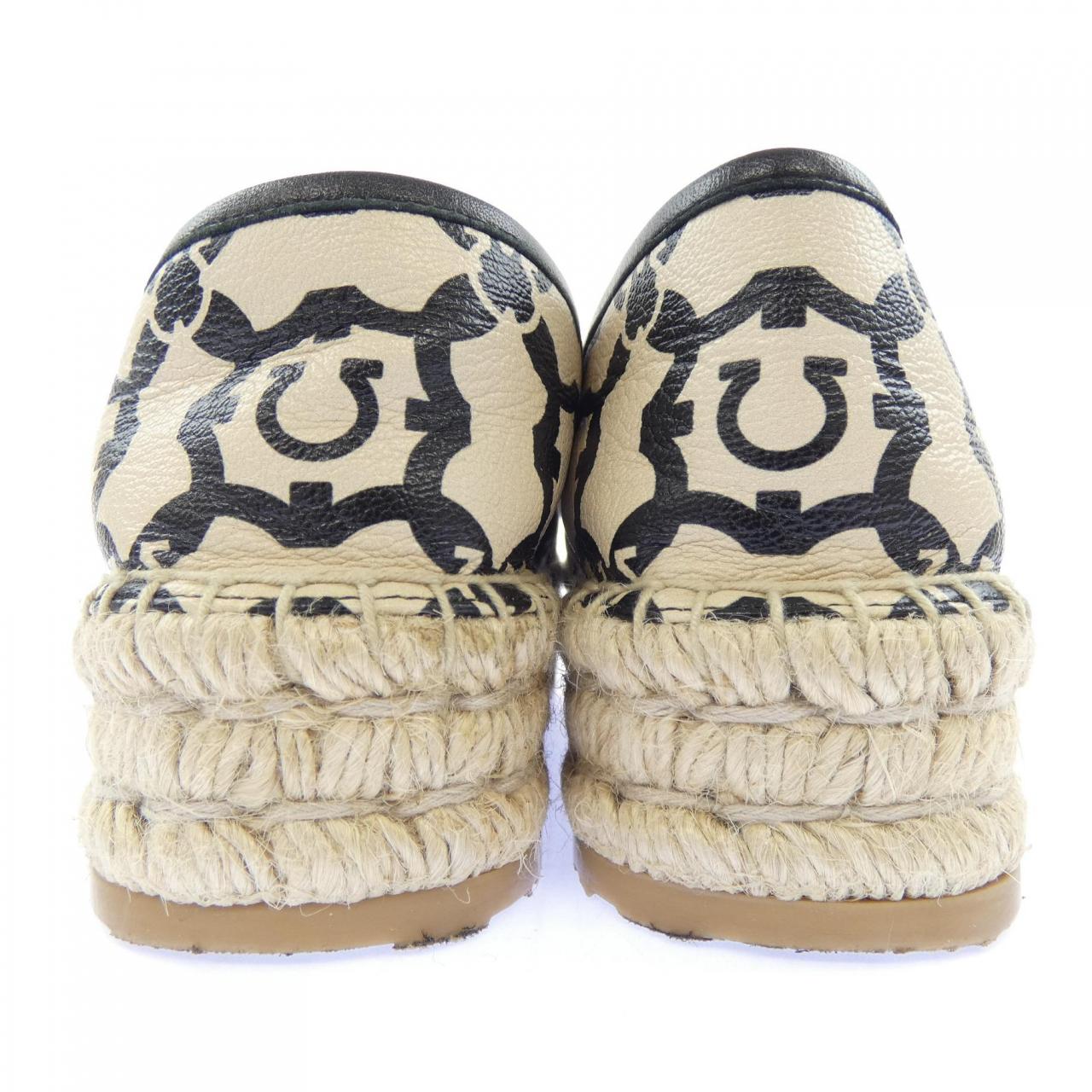 サルヴァトーレフェラガモ SALVATORE FERRAGAMO シューズ