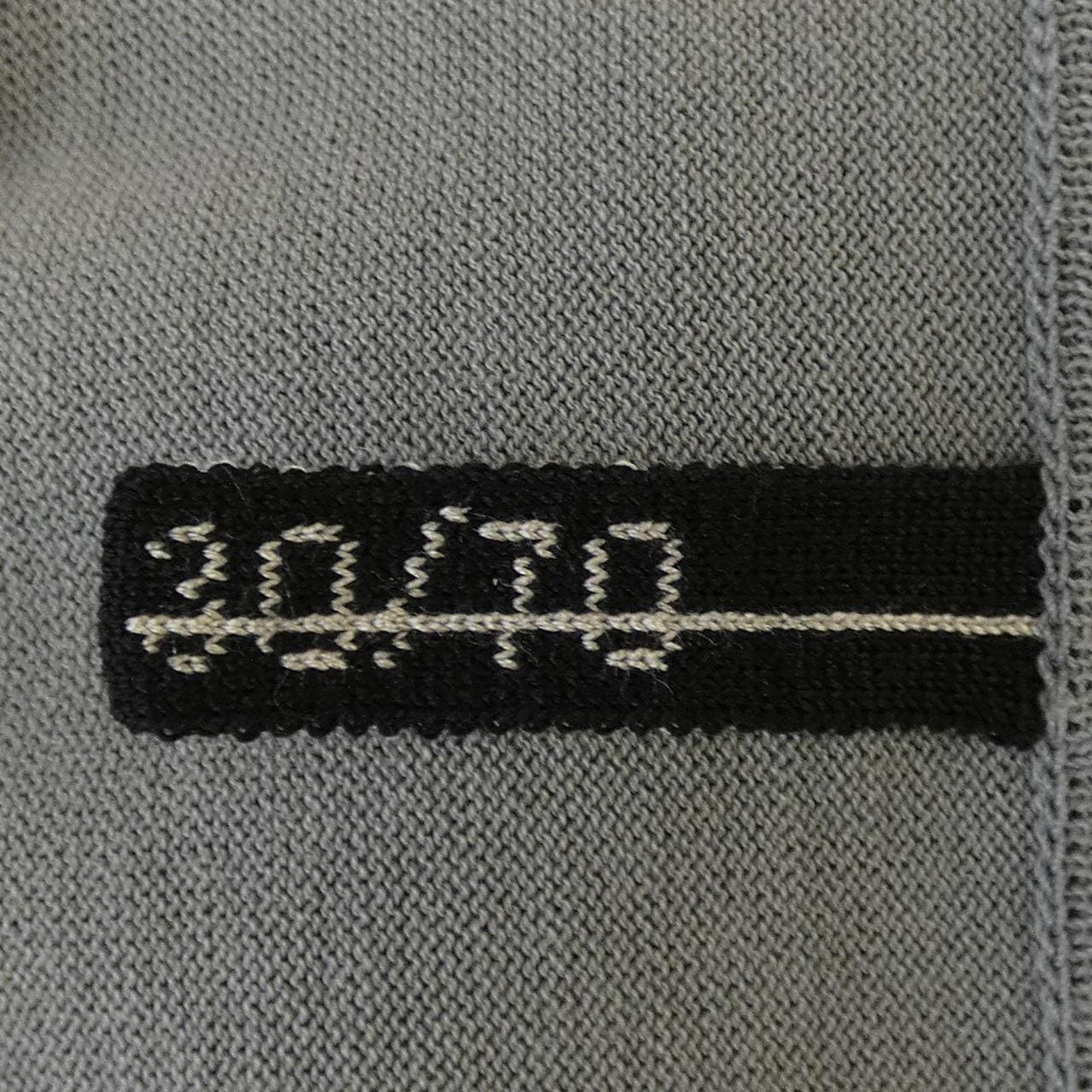 30/70 ニット