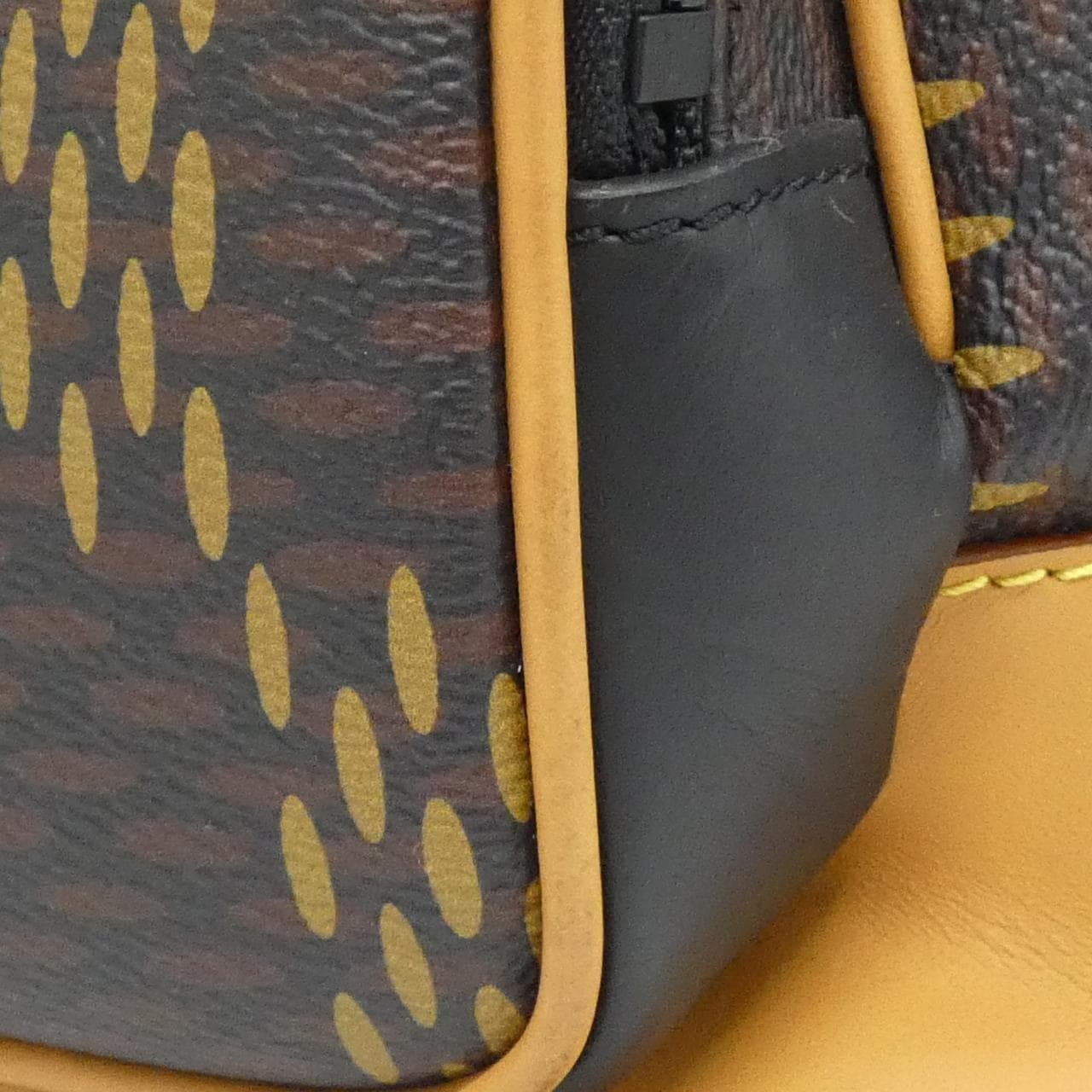 ルイヴィトン ダミエ ジャイアント(LVスクエアード) キャンパス バックパック N40380 リュックサック