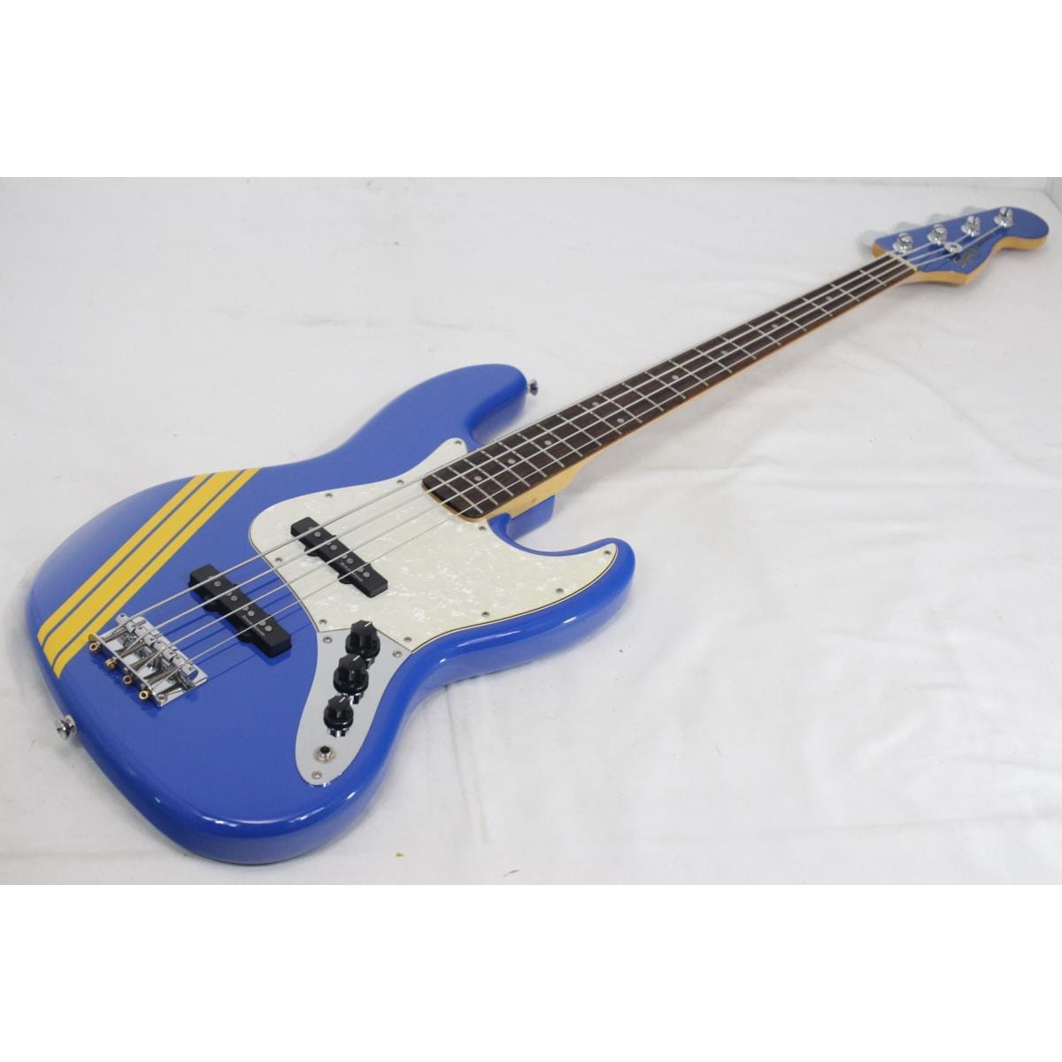 SQUIER TOMOMI JAZZ BASS