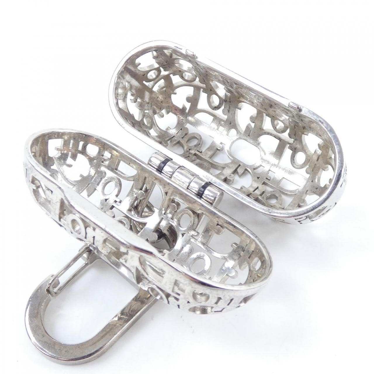 DIOR earphone case