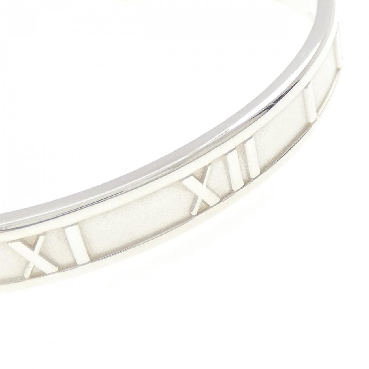 ティファニー アトラス カフ バングル