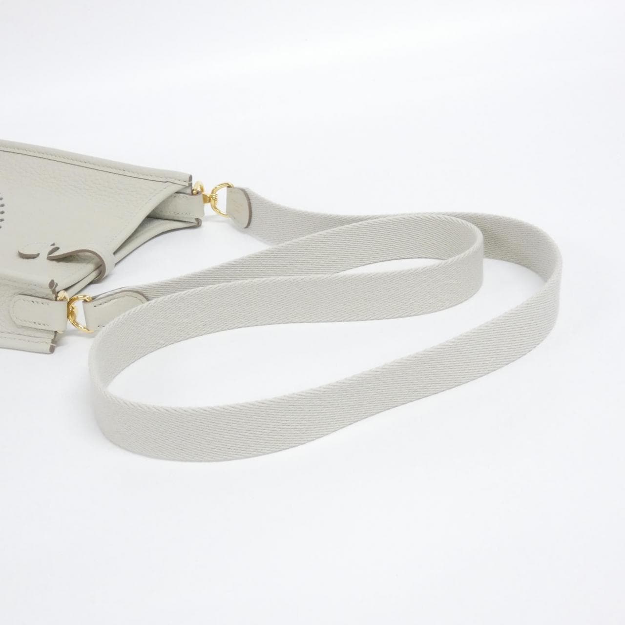 【未使用品】エルメス マキシキャドリーユ エヴリン アマゾン 16cm 069426CC ショルダーバッグ