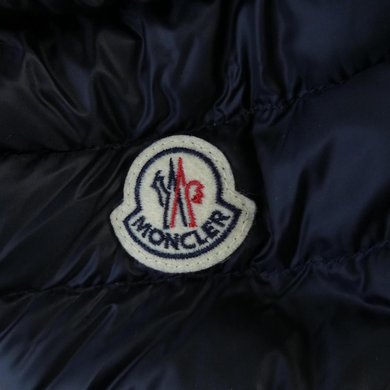 モンクレール MONCLER ダウンジャケット