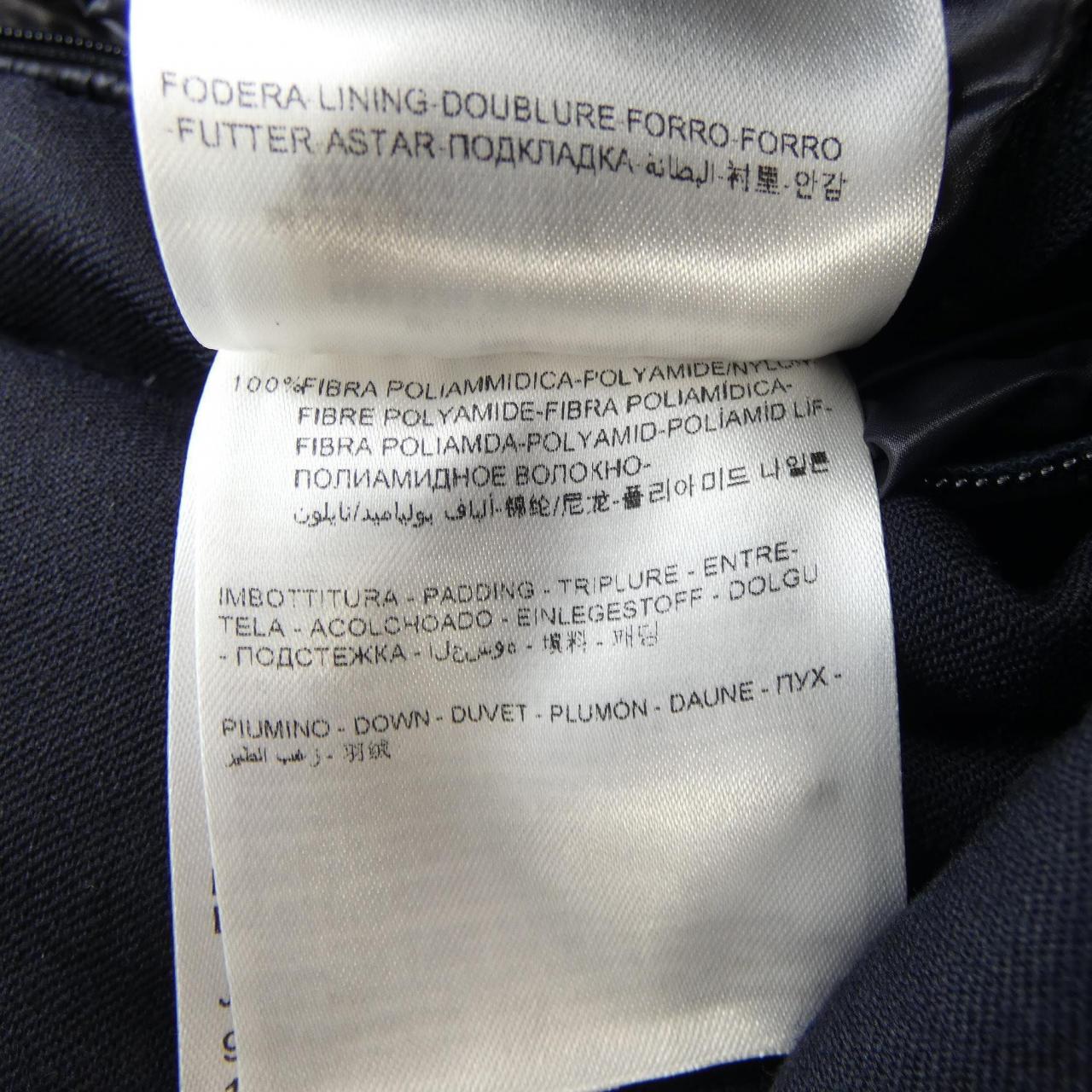 モンクレール MONCLER ダウンジャケット