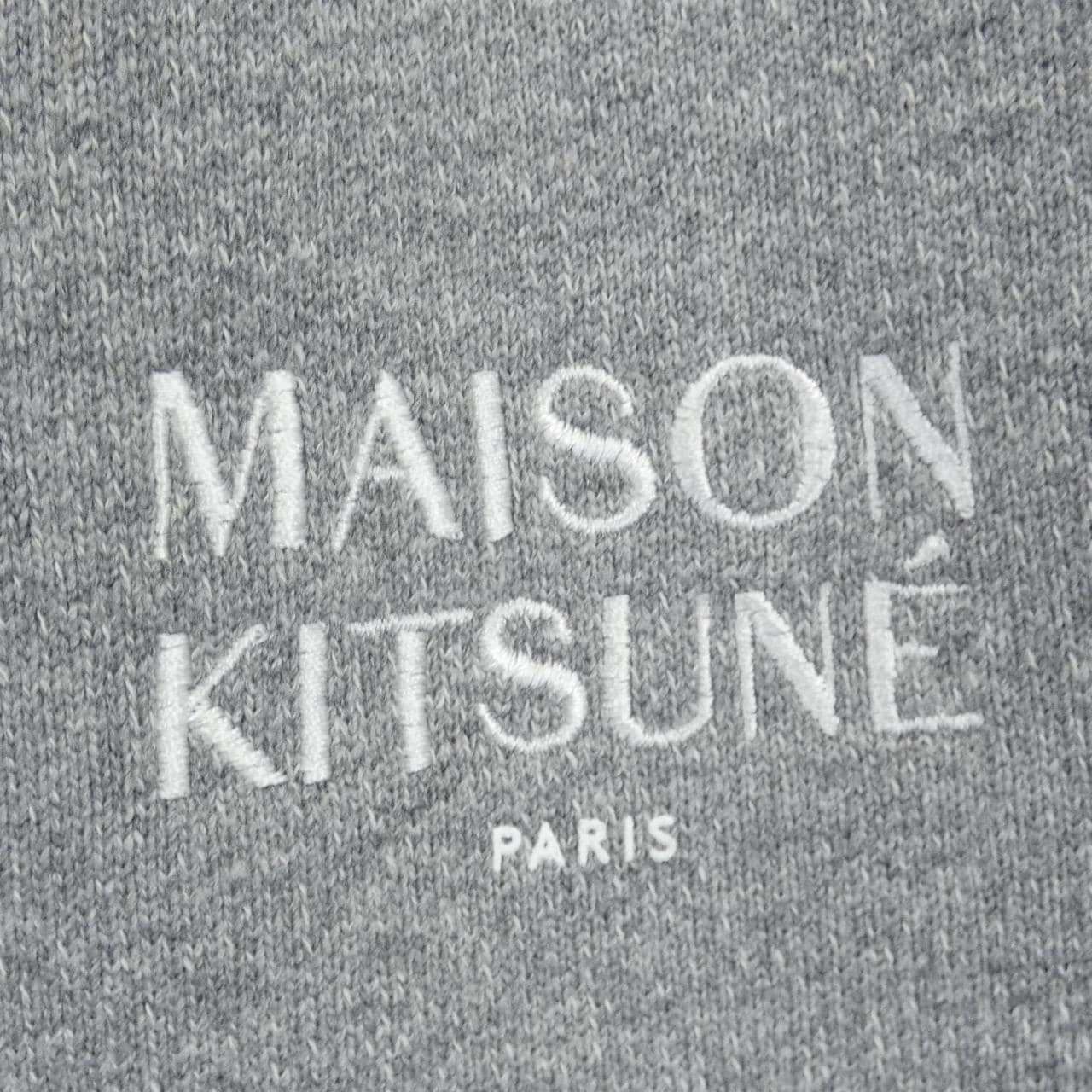 メゾンキツネ MAISON KITSUNE パンツ