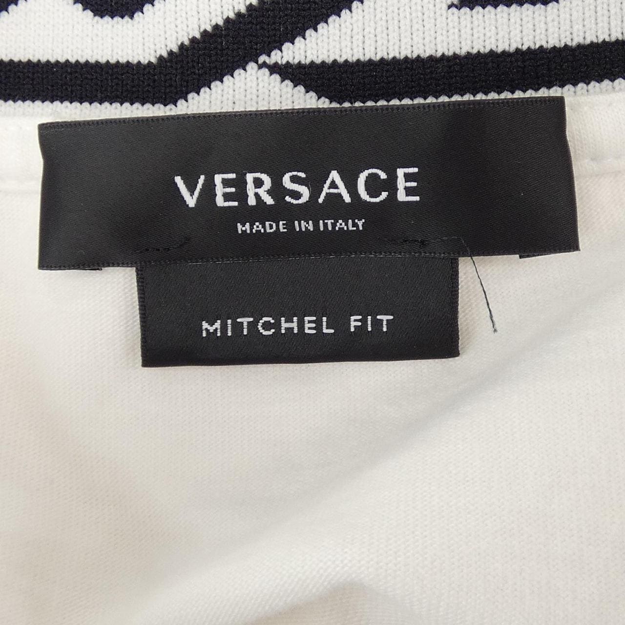 ヴェルサーチェ VERSACE 1003391 Tシャツ