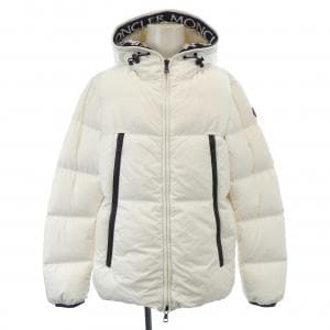 モンクレール MONCLER ダウンジャケット