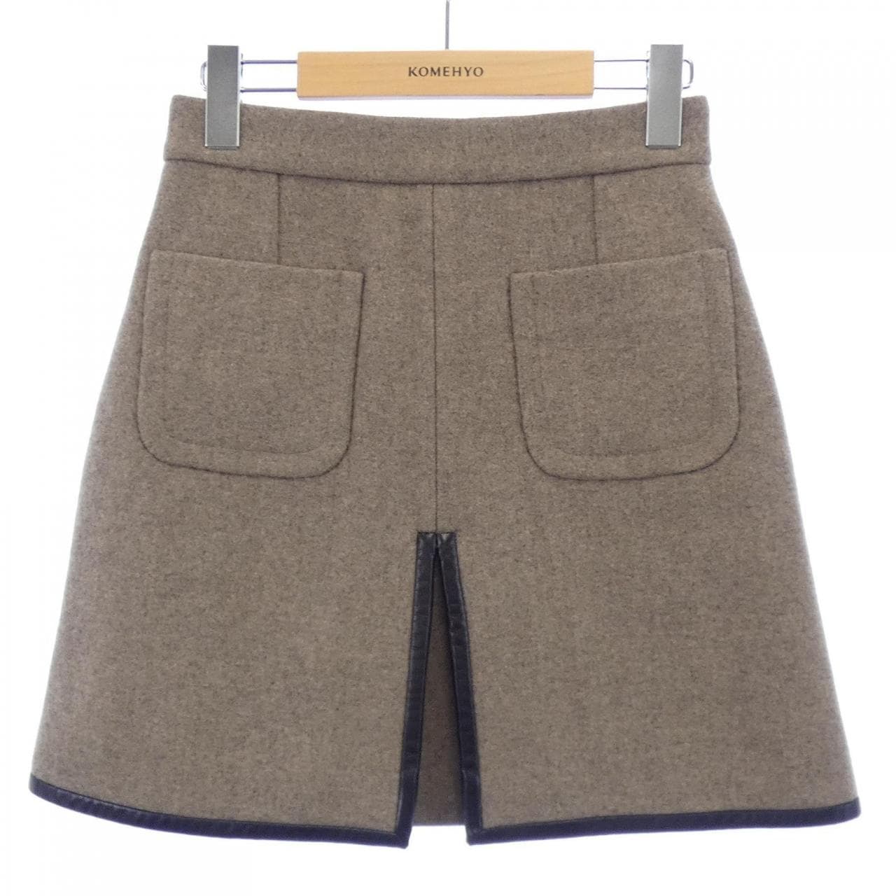 CELINE 2 2D23/2914 半身裙