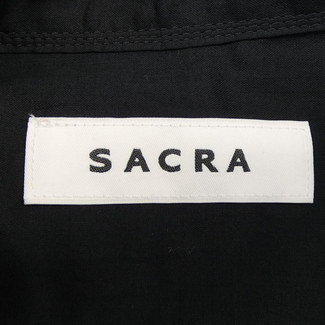 サクラ SACRA トップス