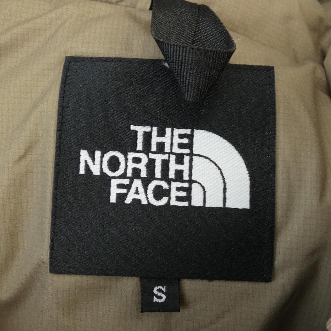 ザノースフェイス THE NORTH FACE ND92360 ダウンジャケット