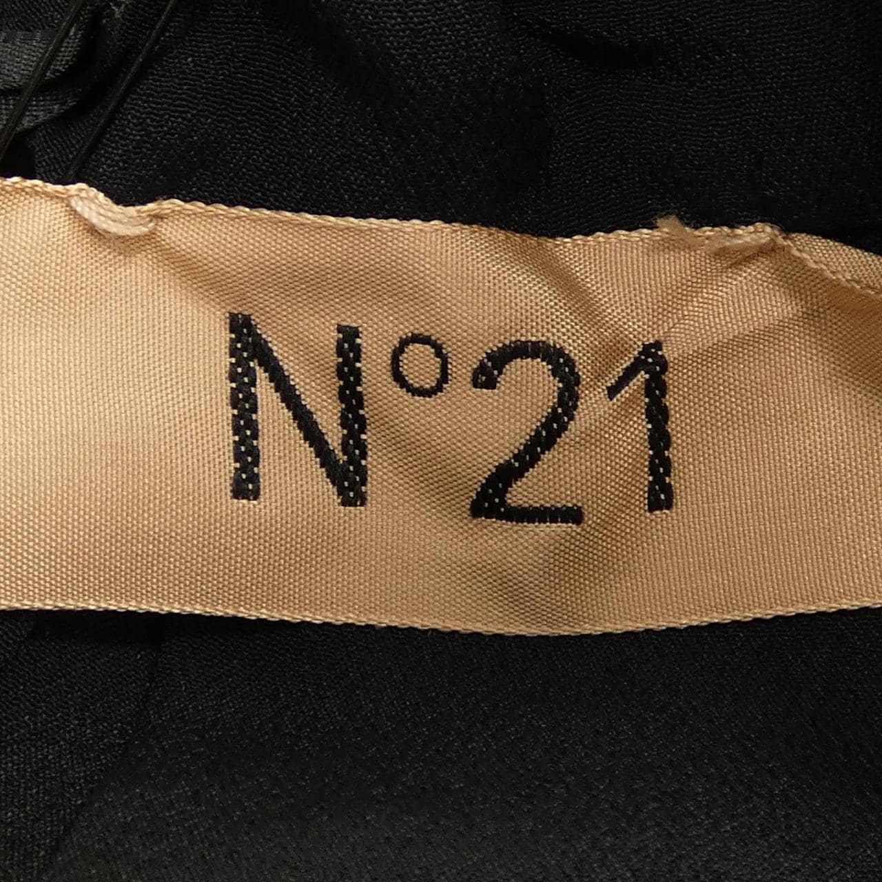 ヌメロヴェントゥーノ N°21 P24IN2M H1315111 ワンピース