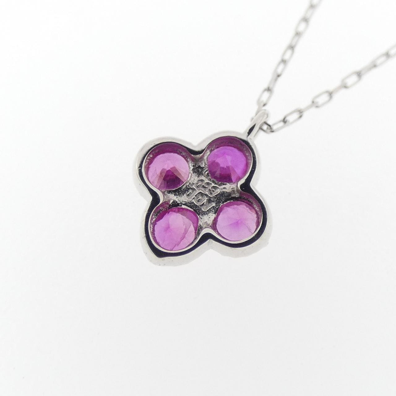 K18WG フラワー ルビー ネックレス 0.23CT