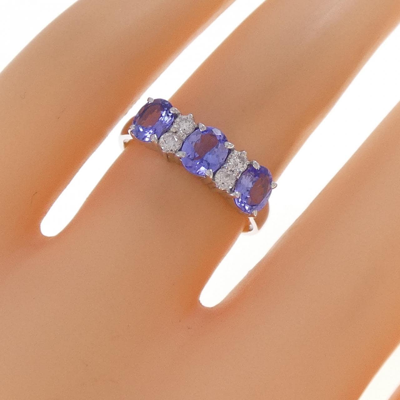 K18WG タンザナイト リング 1.00CT