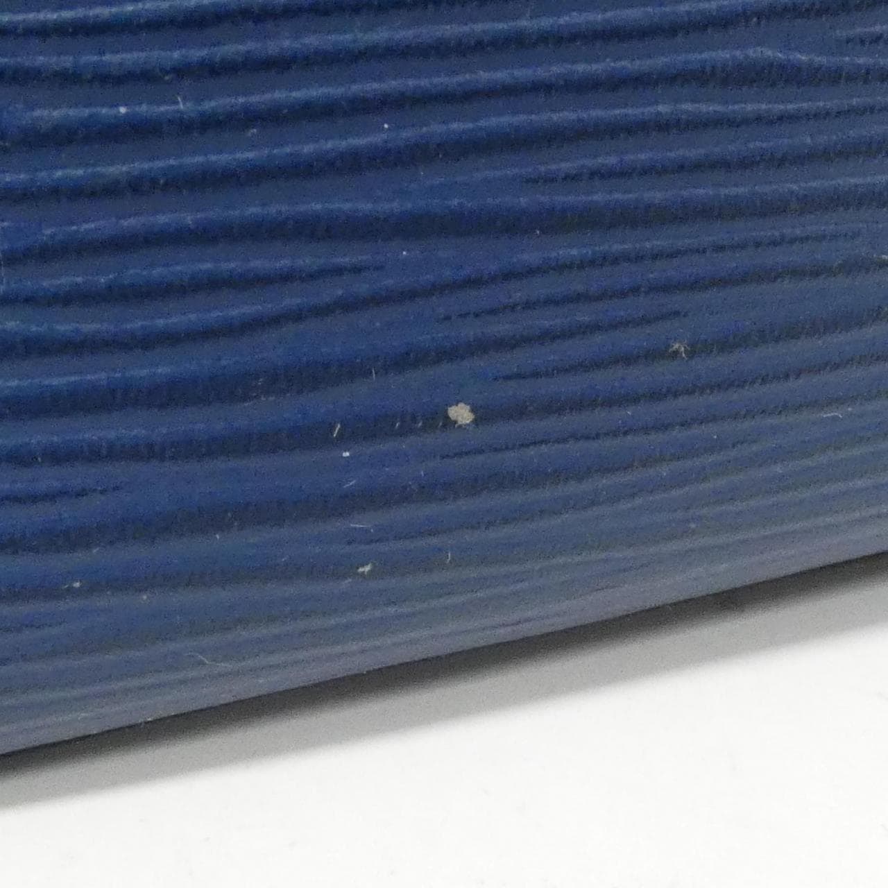 ルイヴィトン エピ ネヴァーフル MM M40885 バッグ