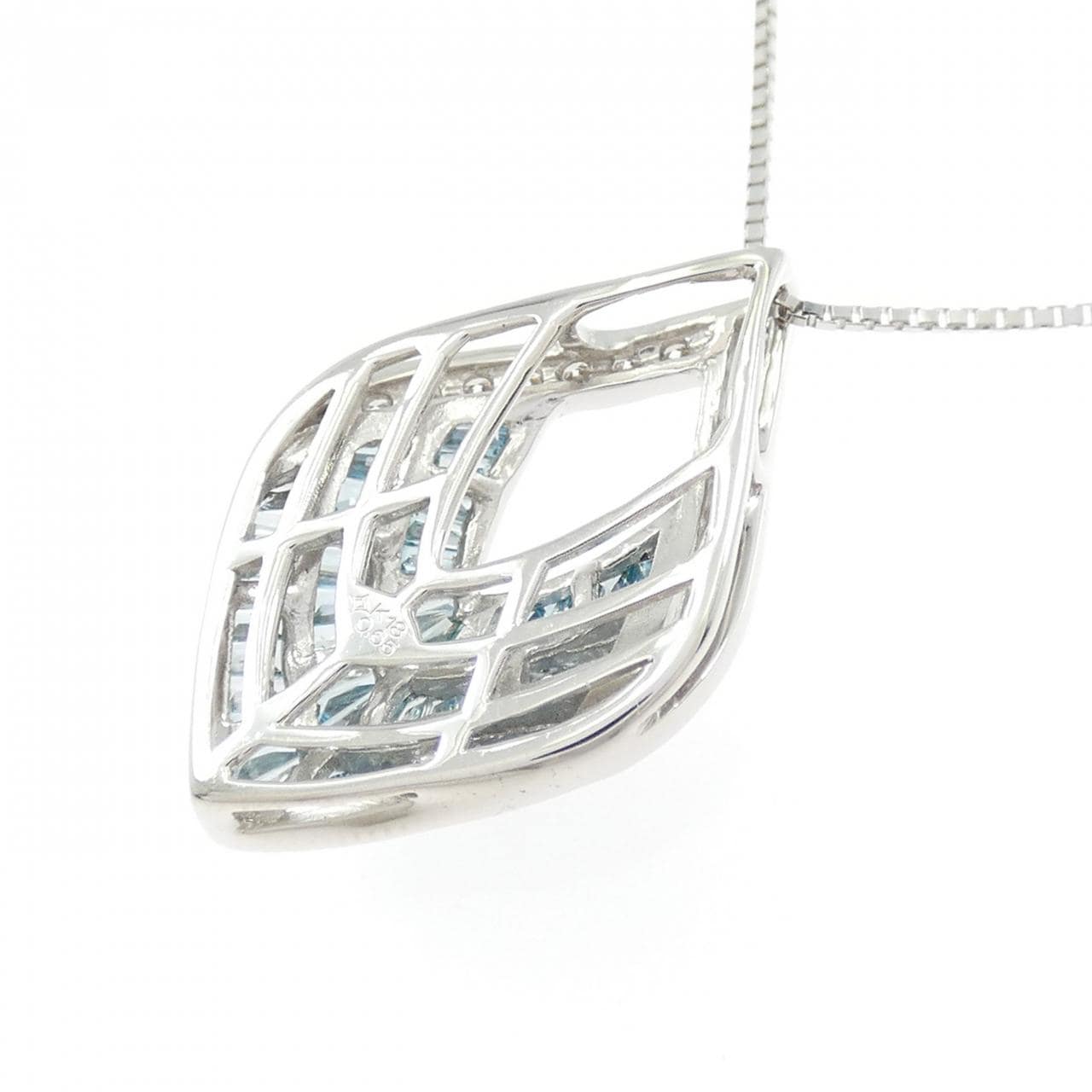 ジーエスティービー ダイヤモンド ネックレス 0.65CT