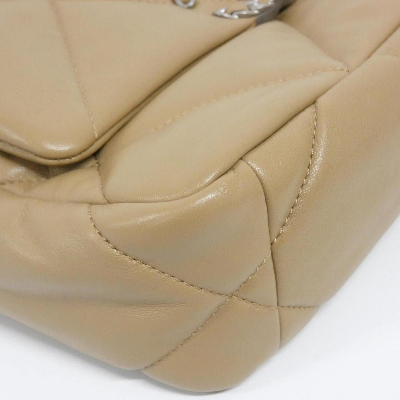 シャネル シャネル19 ライン AS1160 ショルダーバッグ