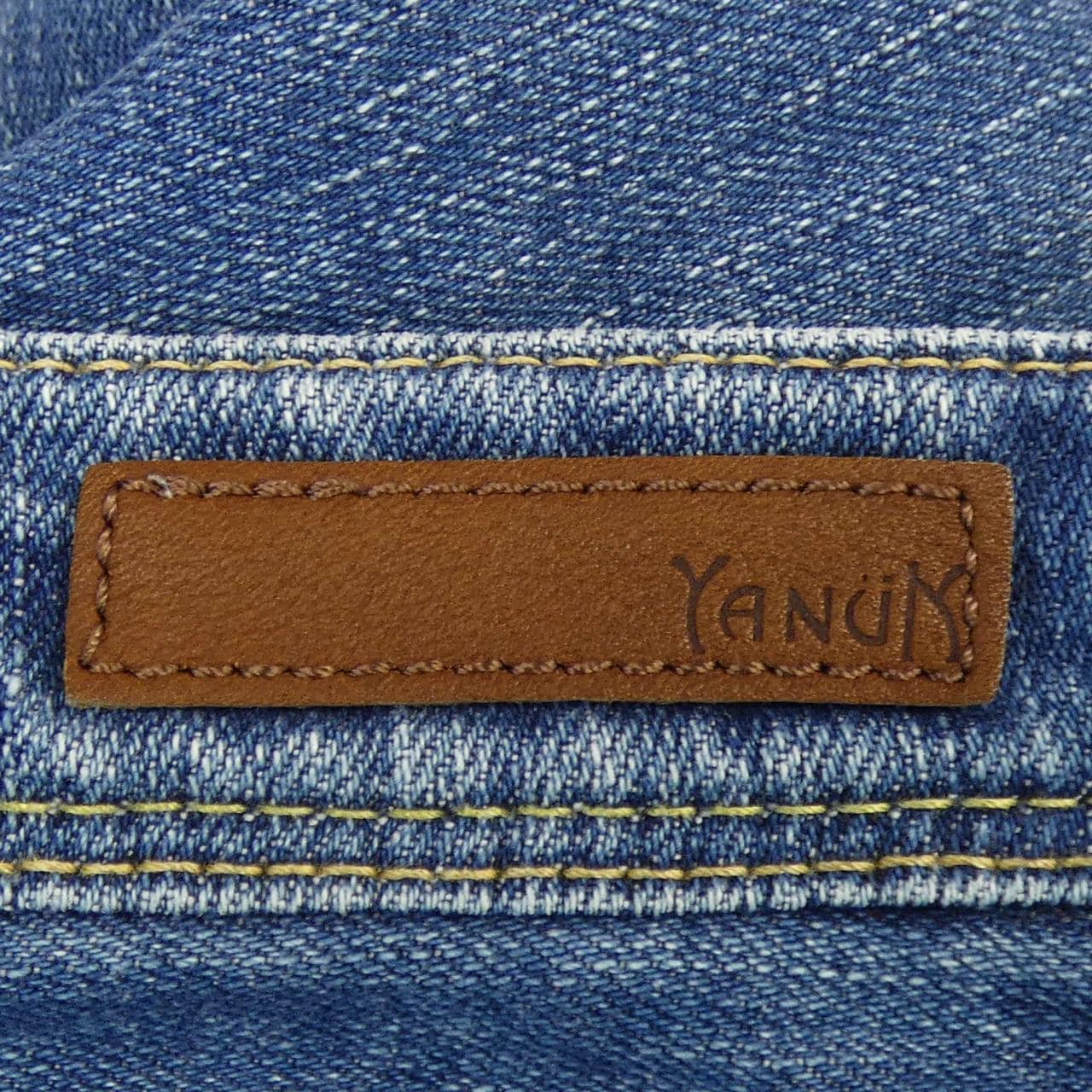 ヤヌーク YANUK ジーンズ