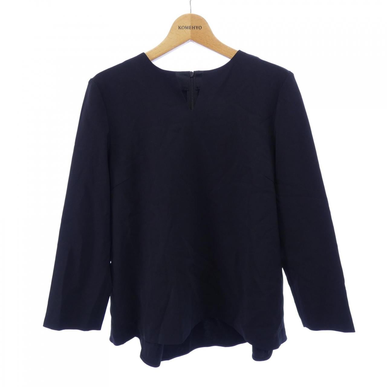 ニジュウサンク 23区 トップス