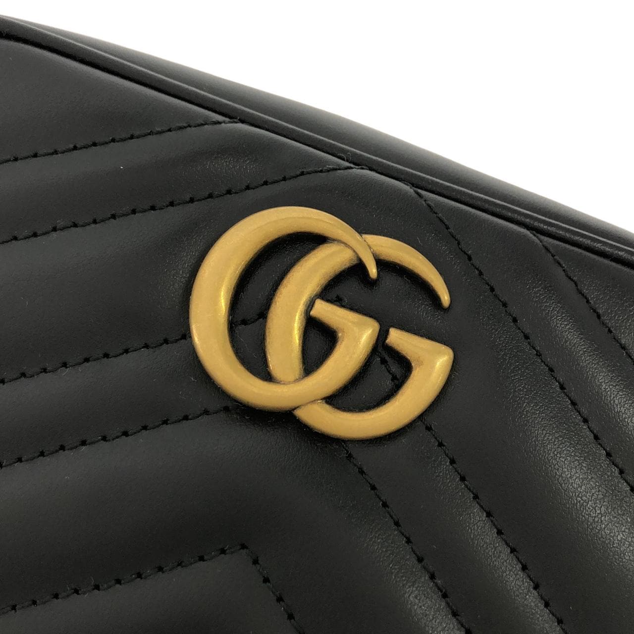 グッチ GG MARMONT 448065 DTD1T ショルダーバッグ