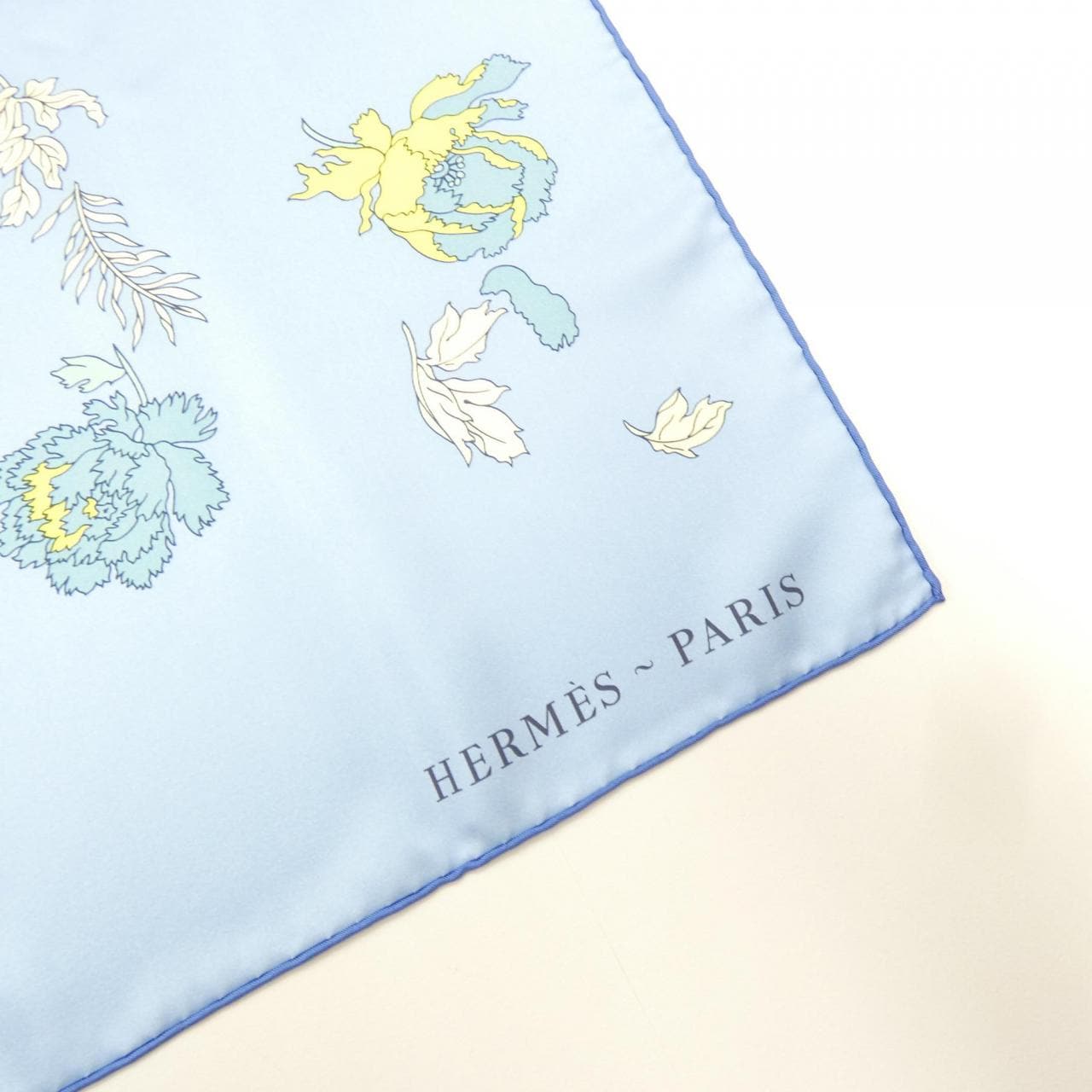 HERMES HERMES Shawls