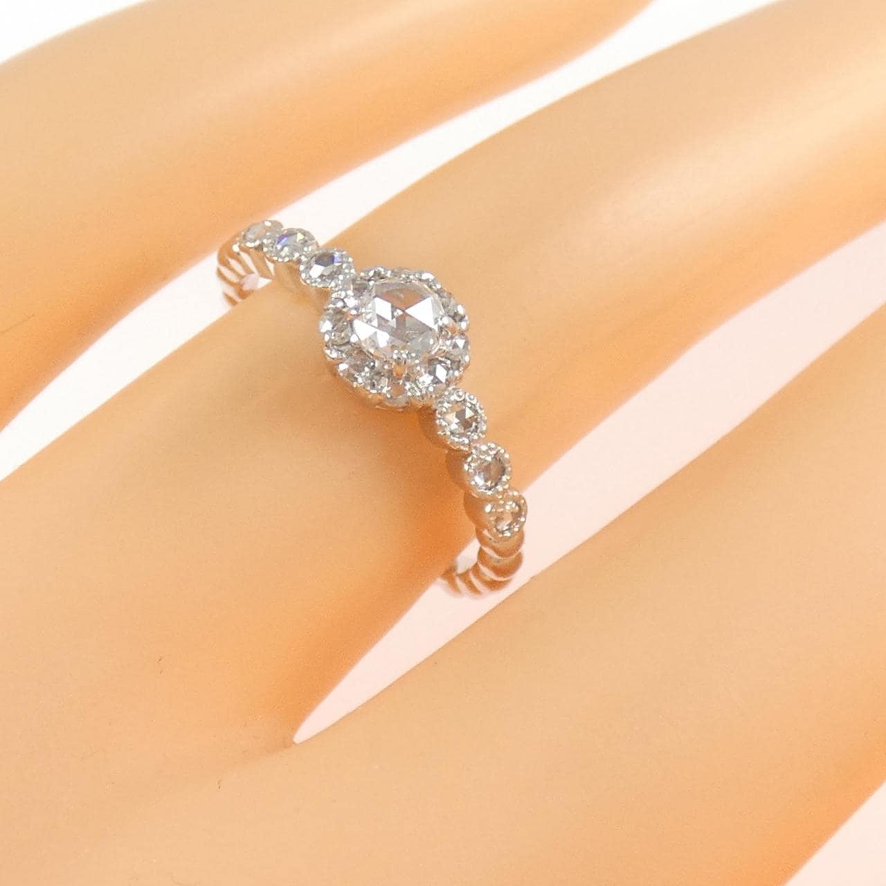 K18WG ダイヤモンド リング 0.21CT