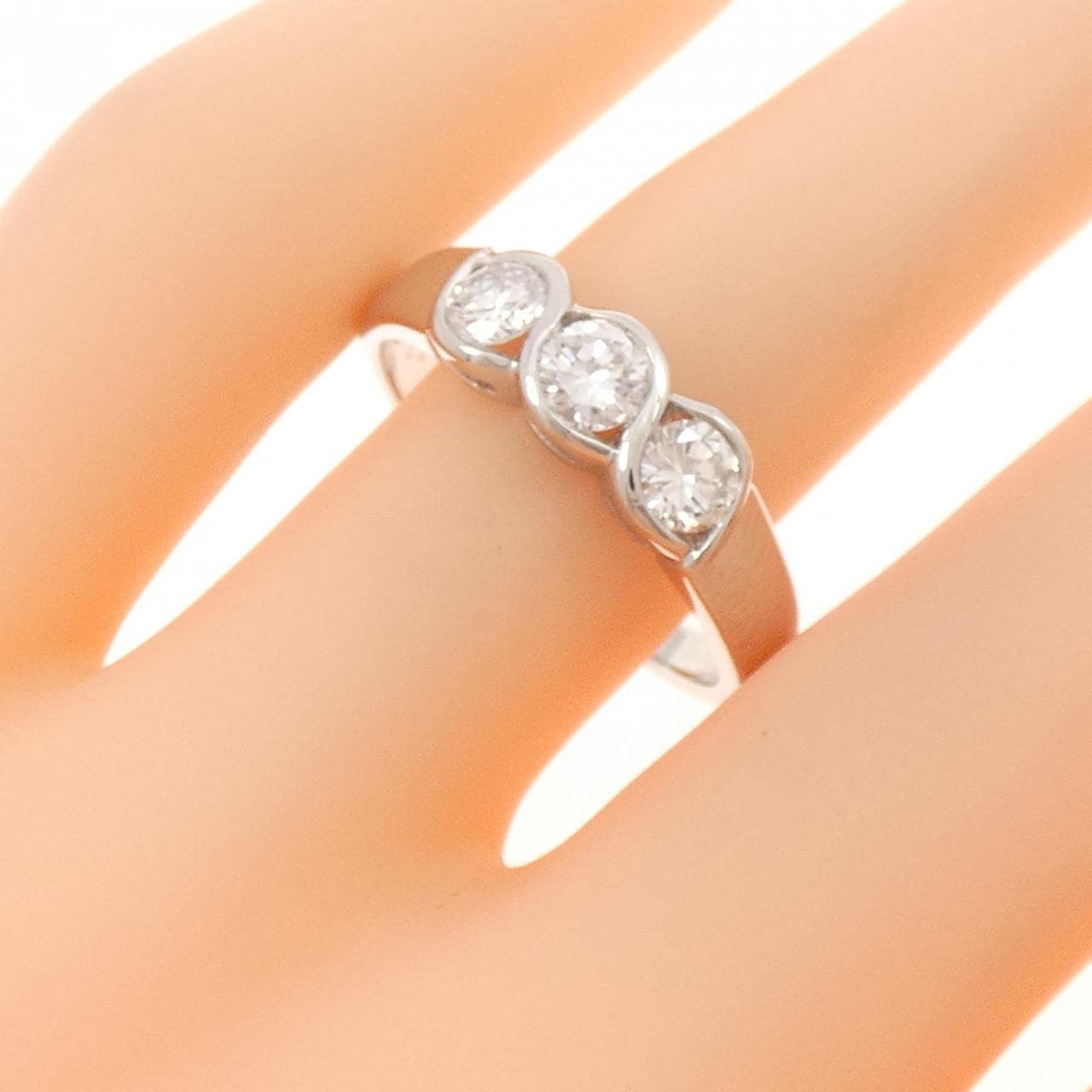 PT900 ダイヤモンド リング 0.72CT