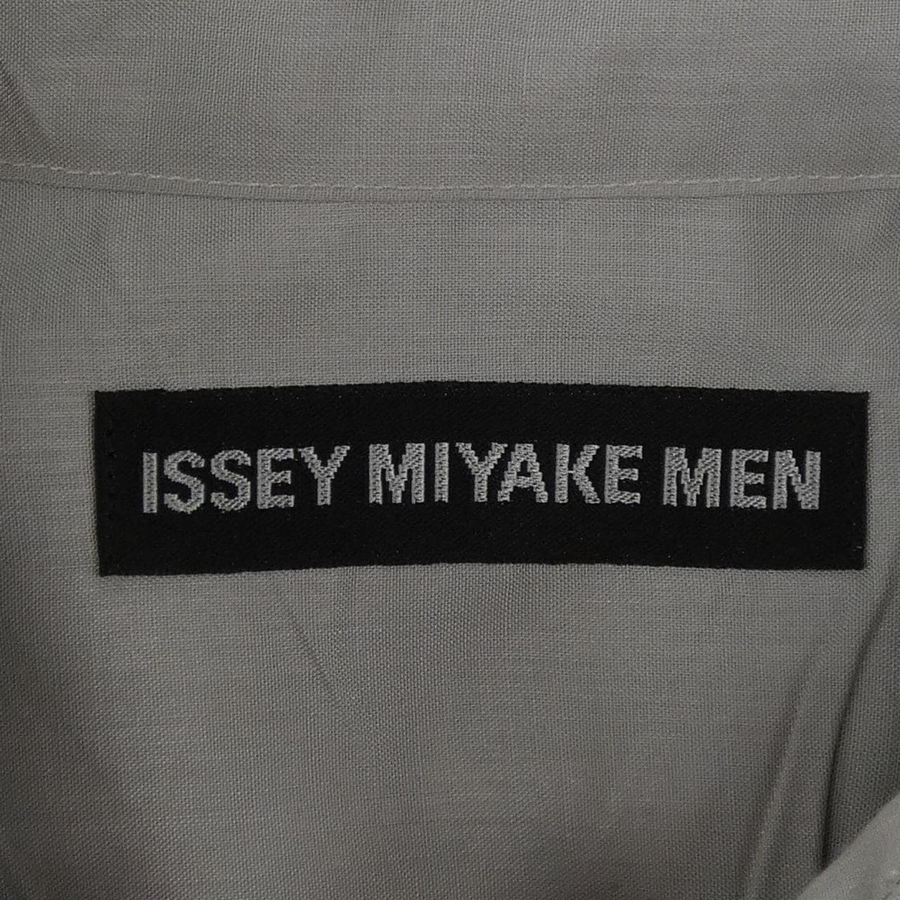 イッセイミヤケメン ISSEY MIYAKE MEN シャツ
