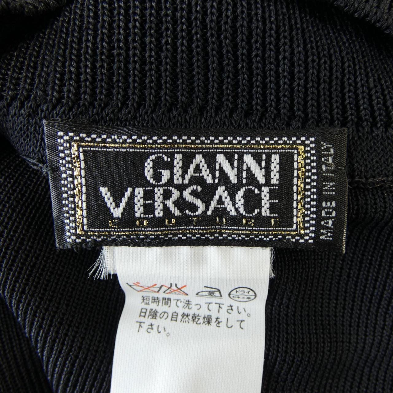 【ヴィンテージ】ジャンニヴェルサーチ GIANNI VERSACE D-OS-921 トップス