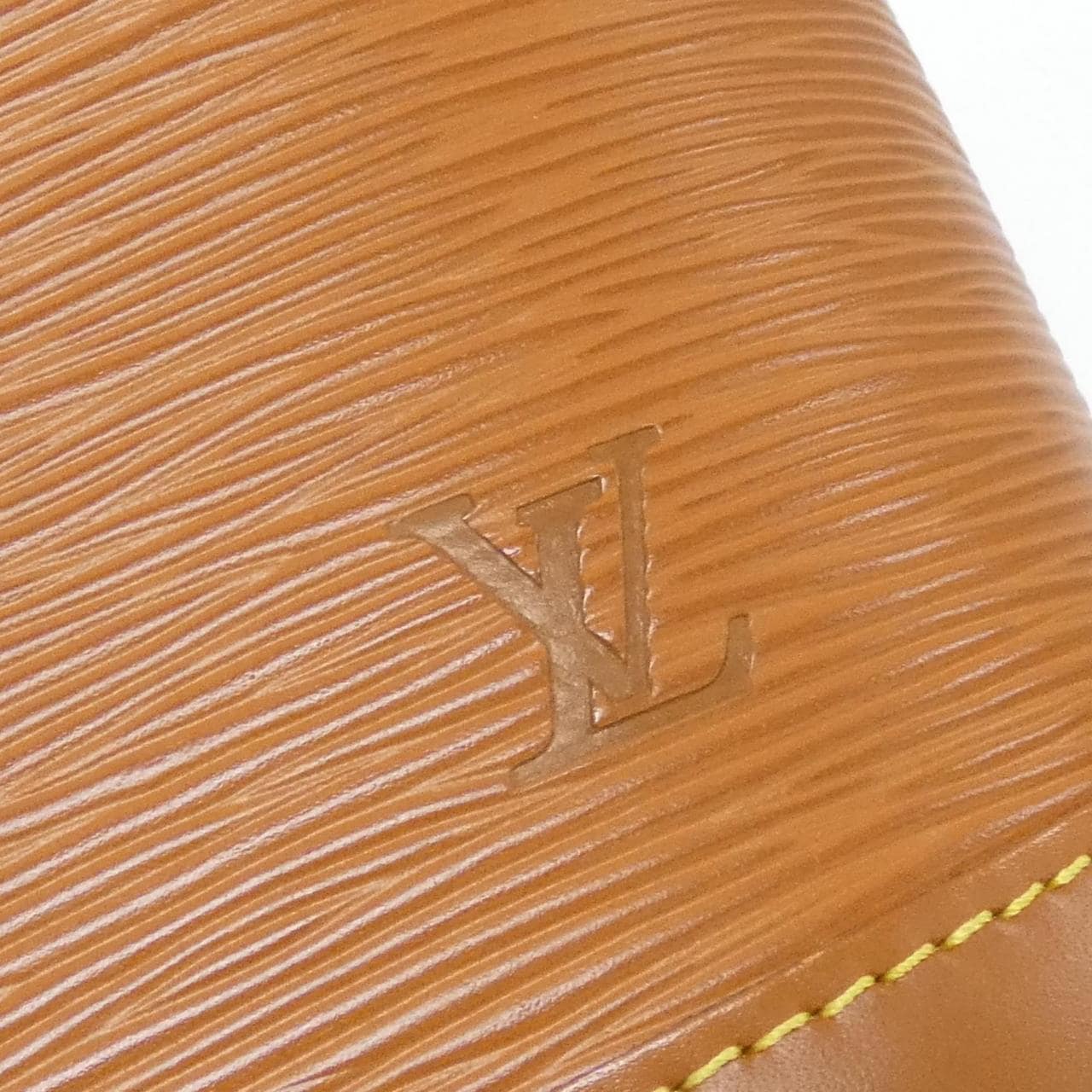 ルイヴィトン エピ アルマ PM M52148 バッグ
