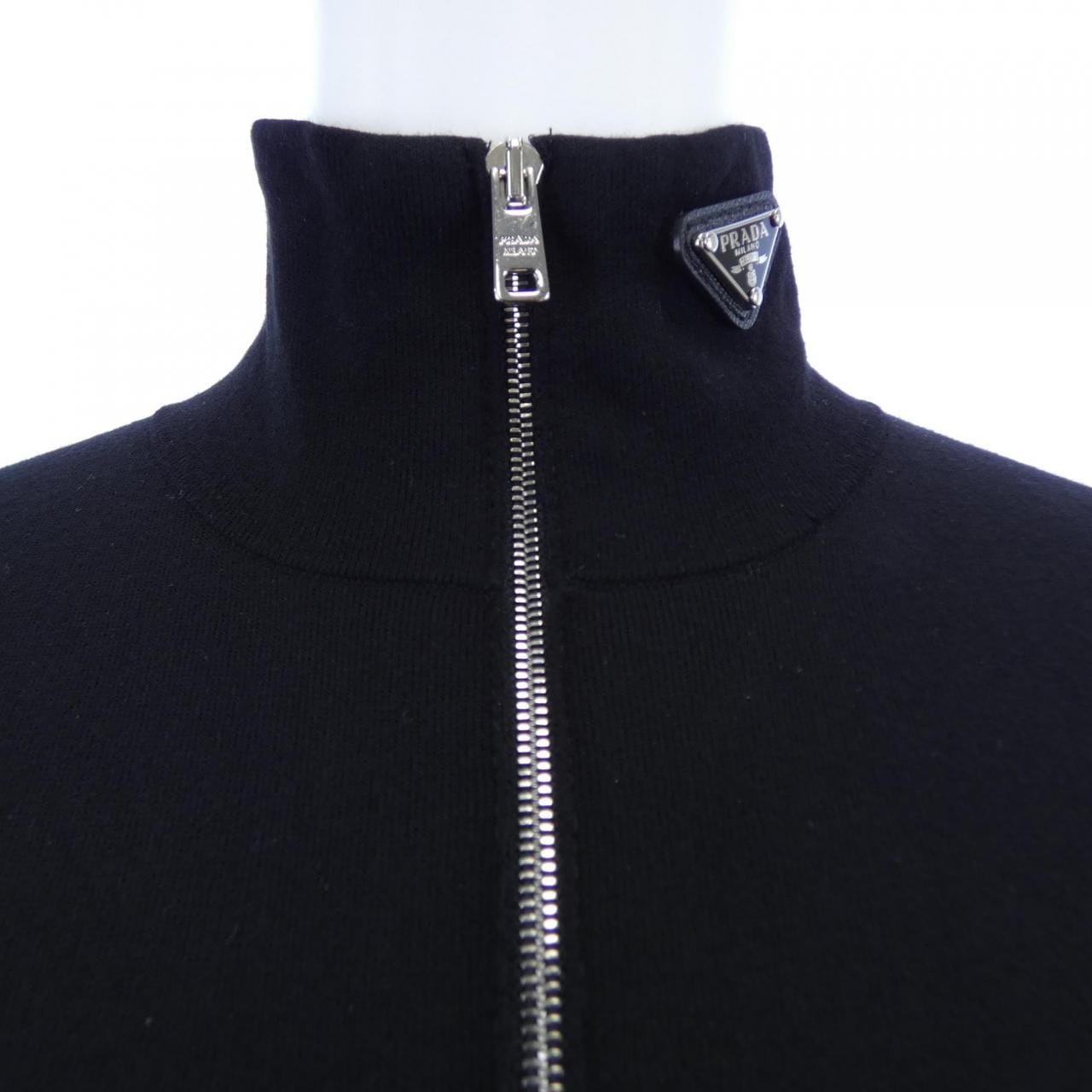 プラダ PRADA トライアングルロゴ P3H50 S222 11AR ワンピース
