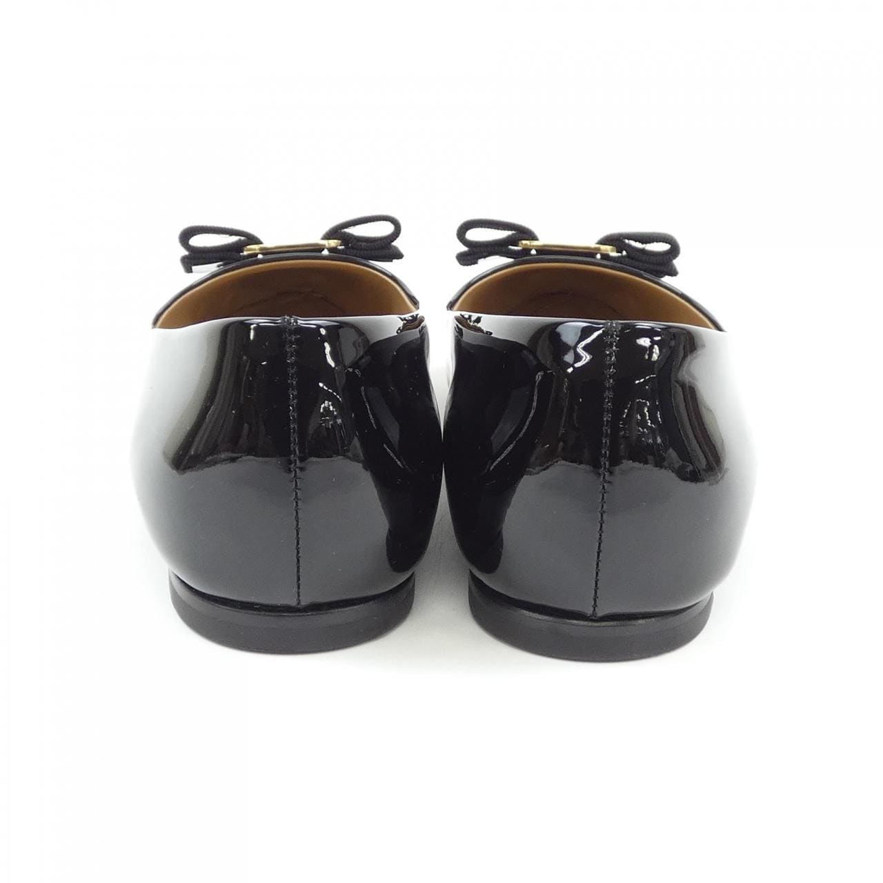 サルヴァトーレフェラガモ SALVATORE FERRAGAMO フラットシューズ