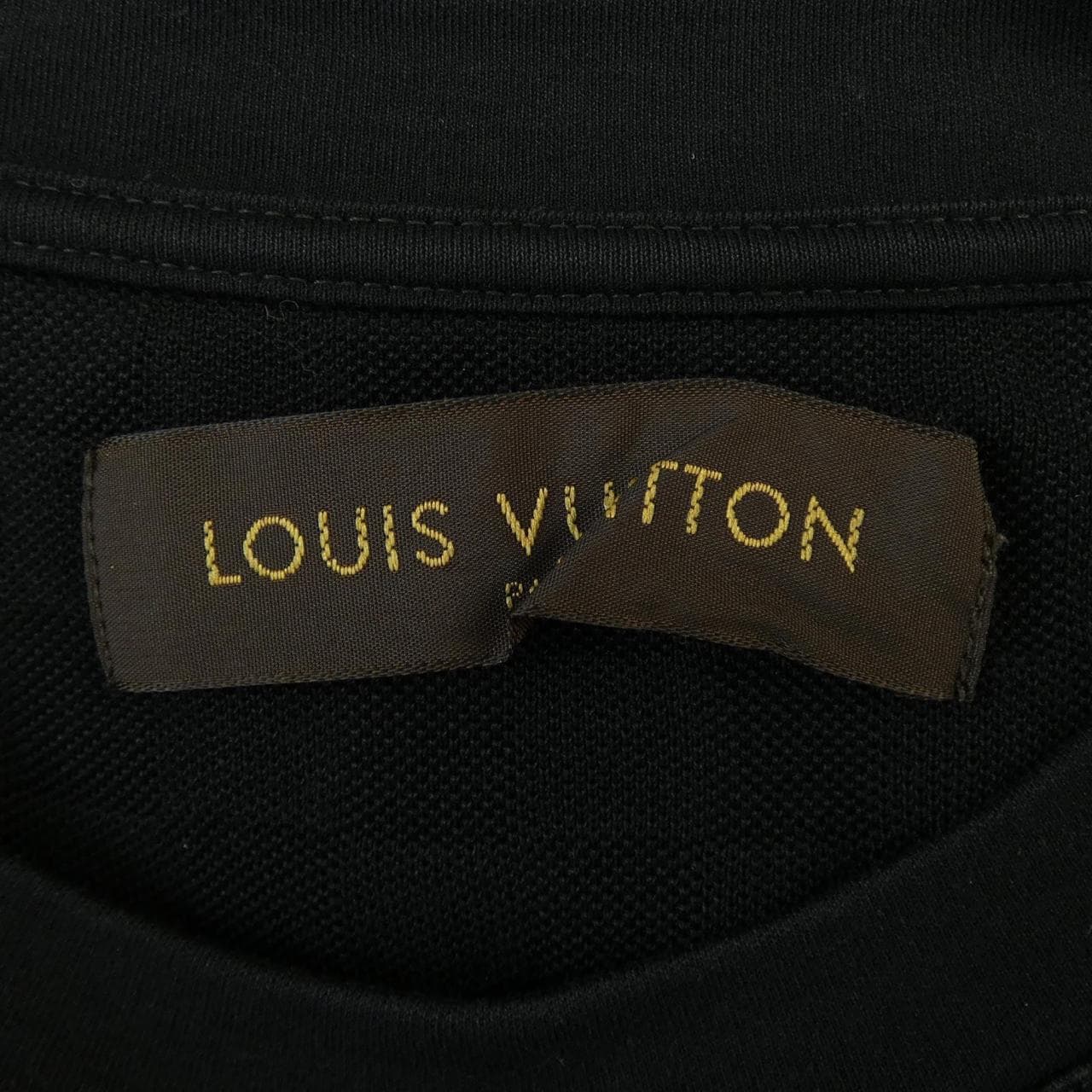 ルイヴィトン LOUIS VUITTON RM172QCMSH6Y45W Tシャツ