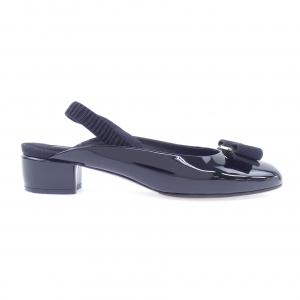 サルヴァトーレフェラガモ SALVATORE FERRAGAMO パンプス