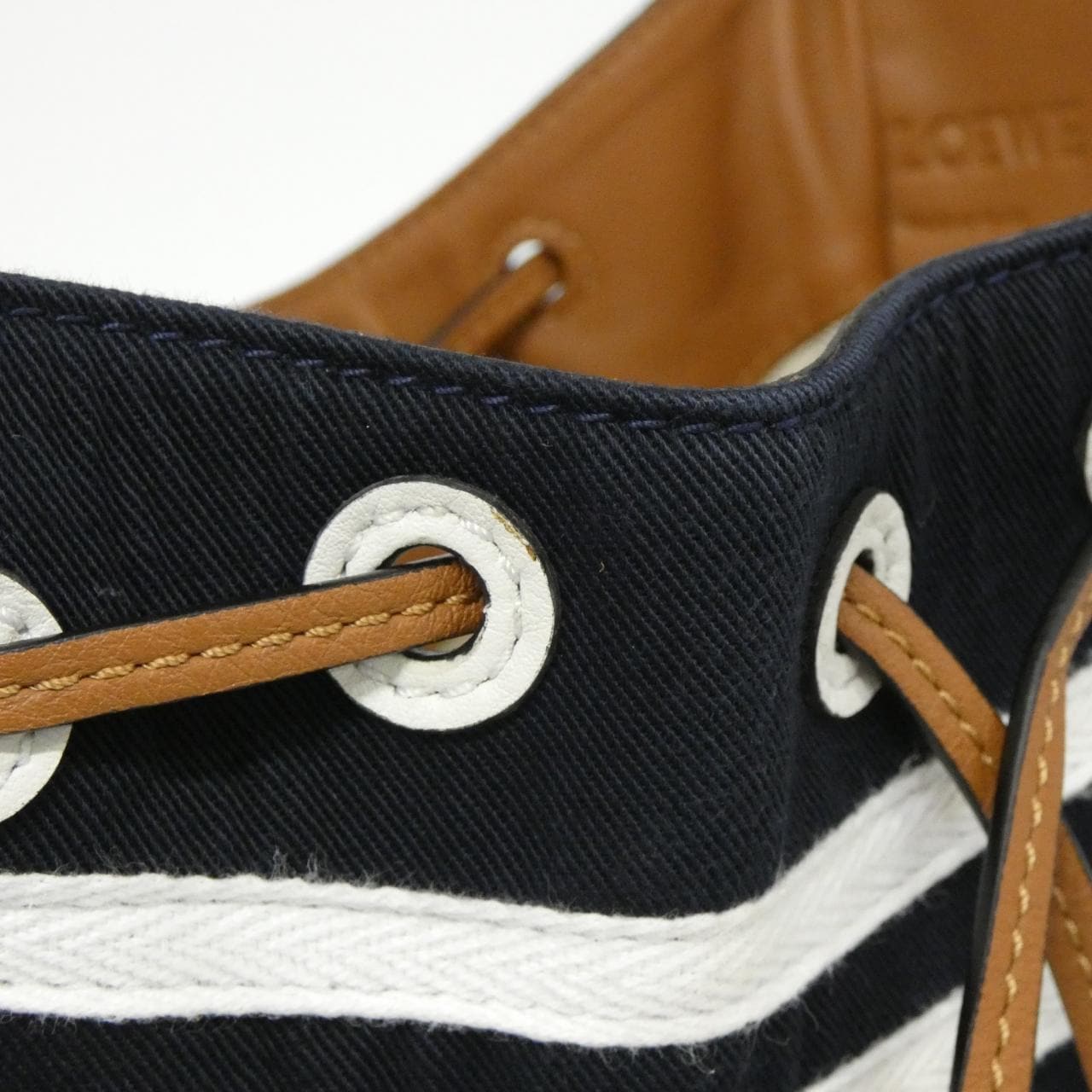 ロエベ ハンモック ドローストリング セーラー ミニ 314 60 V07 ショルダーバッグ