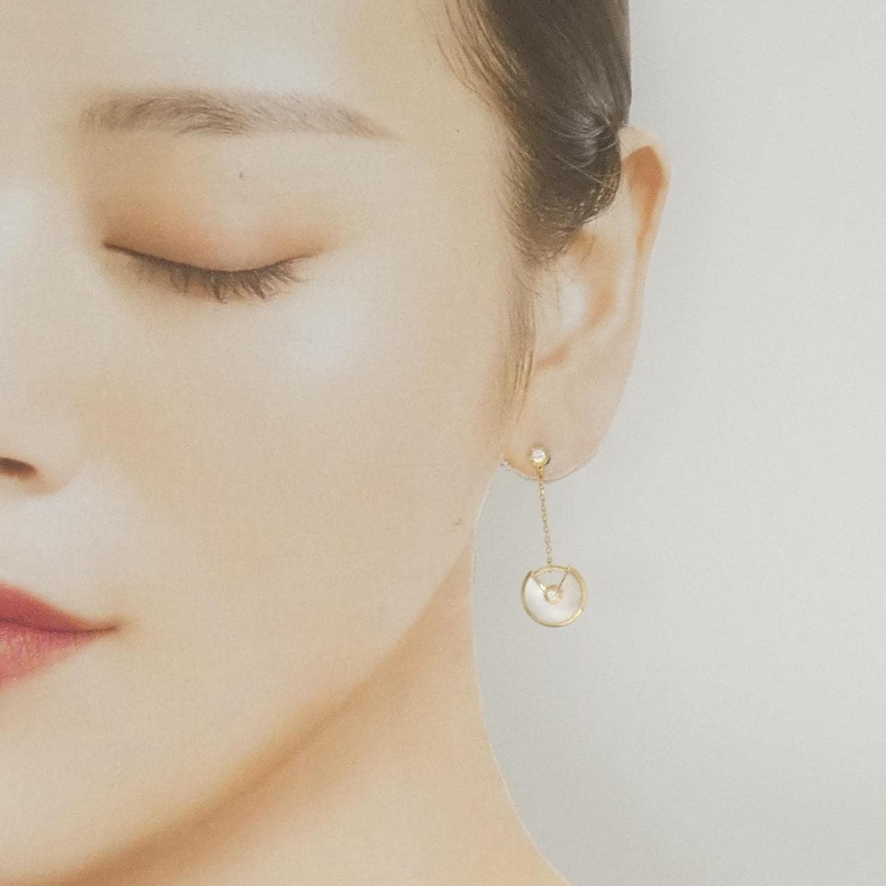 カルティエ アミュレット ピアス