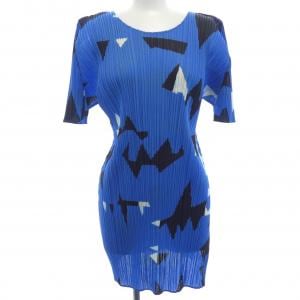 プリーツプリーズ PLEATS PLEASE PP41JT7227579052 トップス