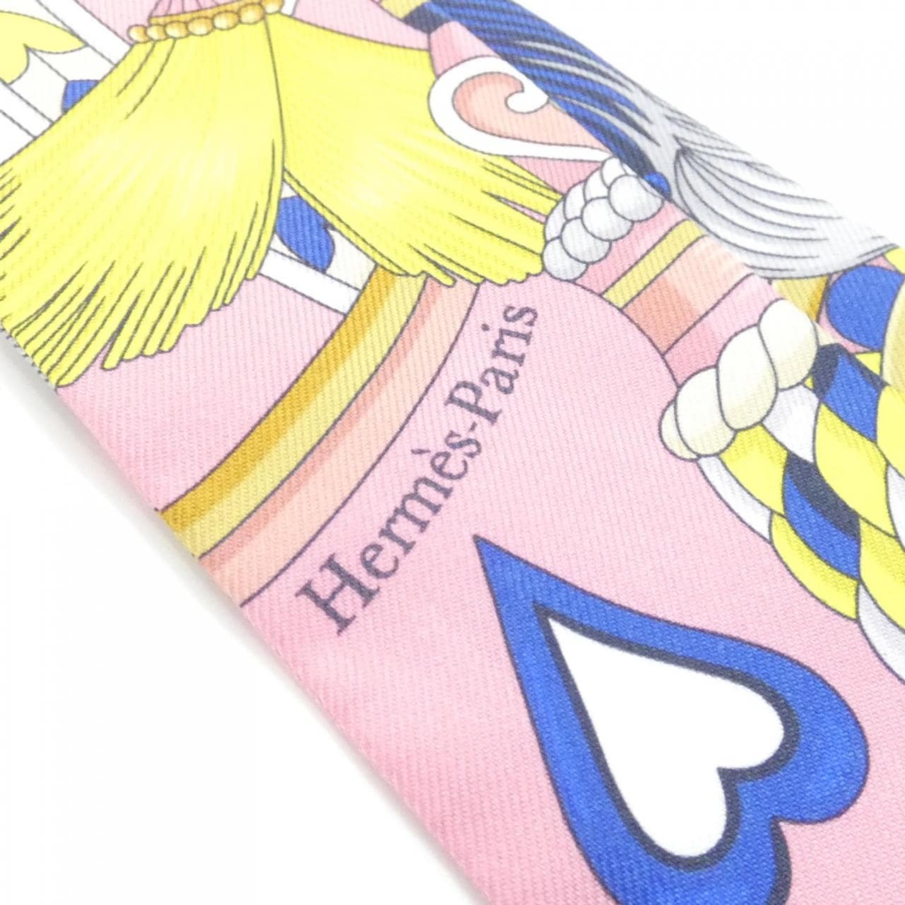 エルメス HARNAIS DE COEUR ツイリー 064090S スカーフ