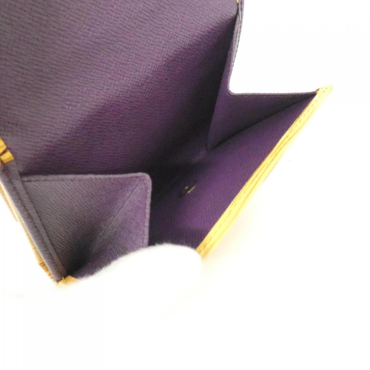 ルイヴィトン エピ ポルト モネ ビエ カルト クレディ M63489 財布