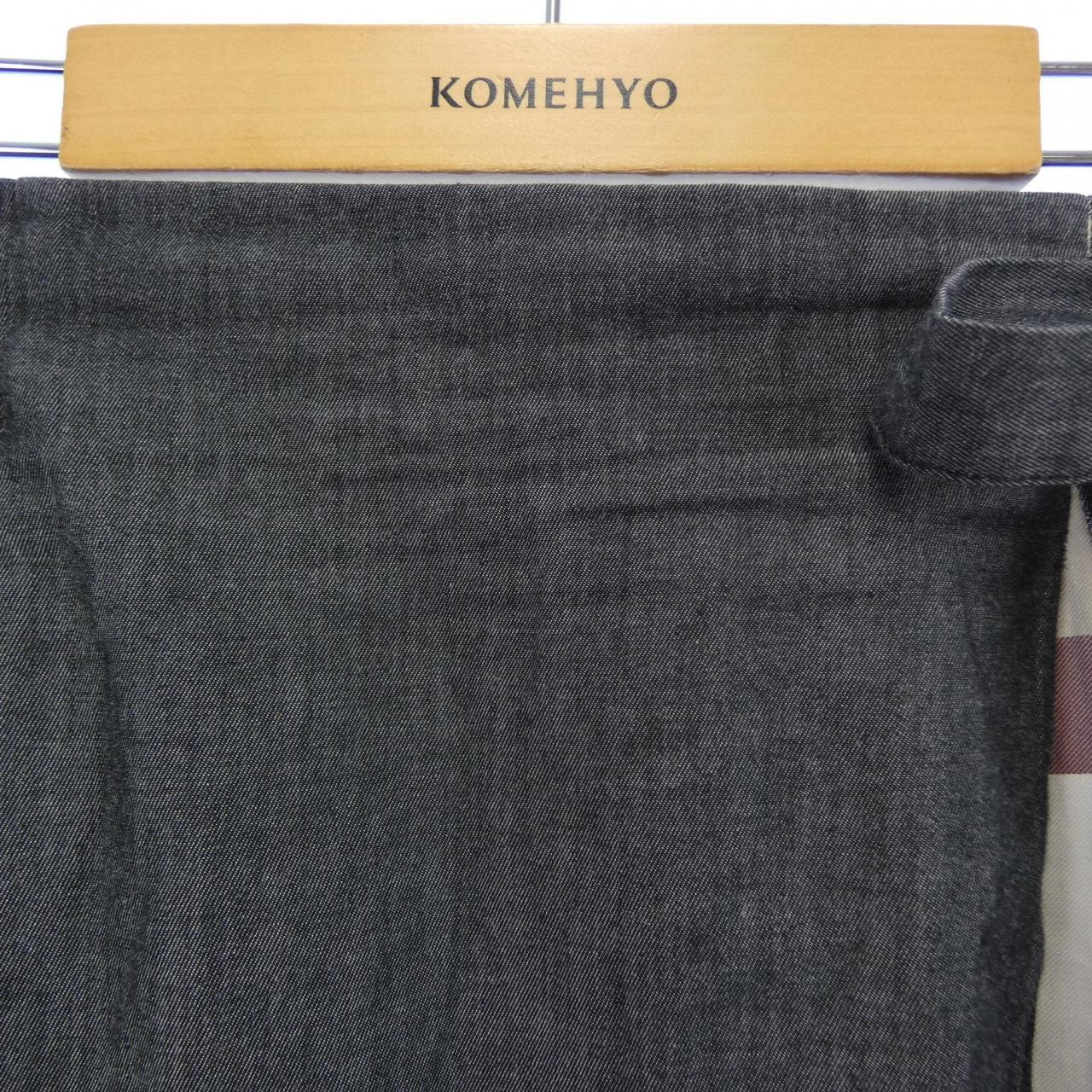 ブルーレーベルクレストブリッジ BLUE LABEL CRESTBRIDGE スカート