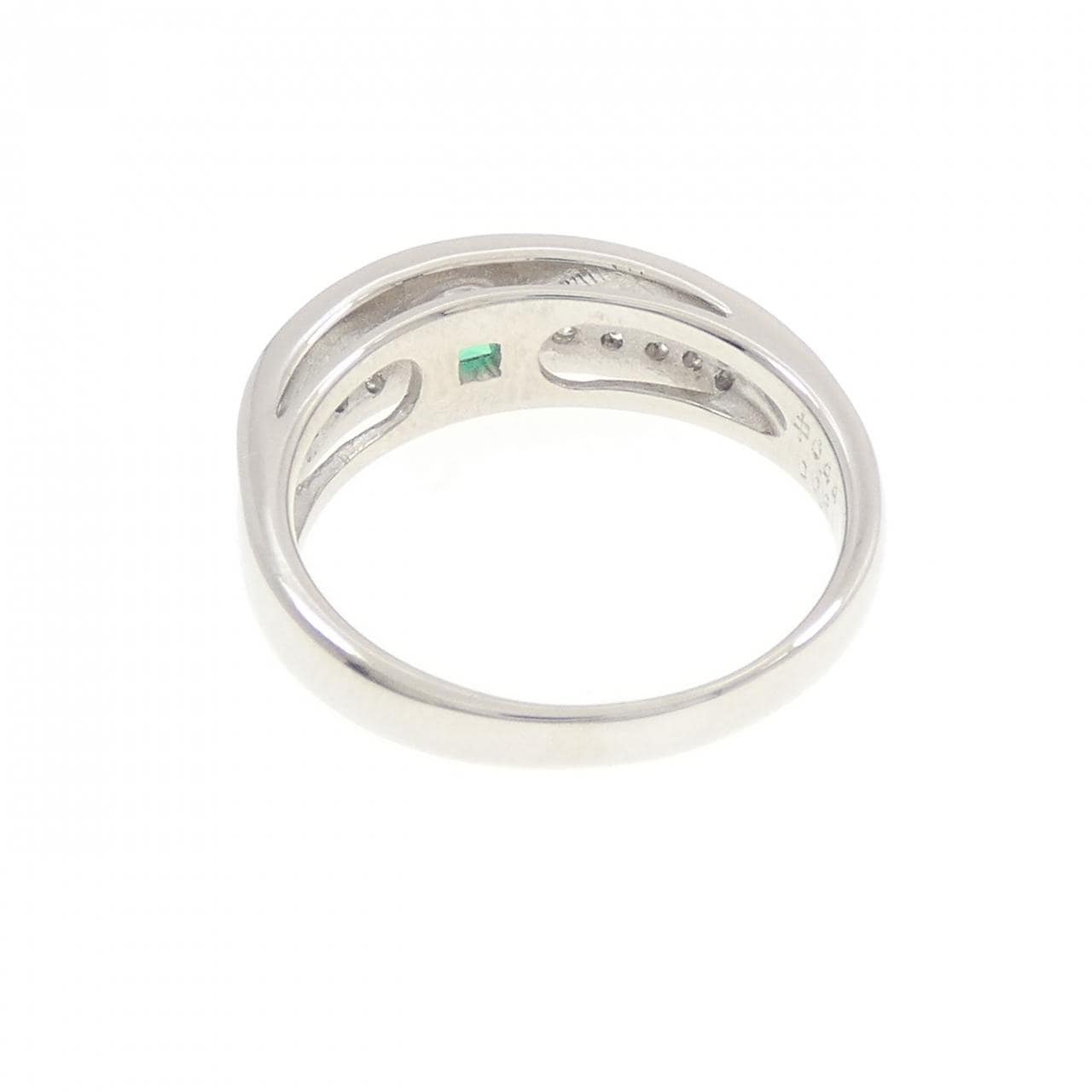 PT900 エメラルド リング 0.44CT