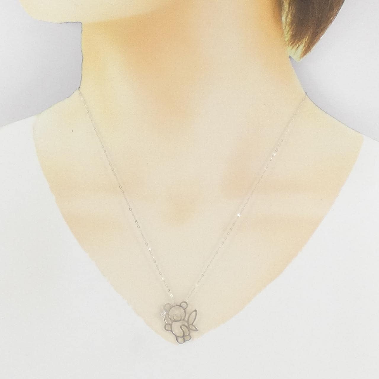 【新品】K18WG ベア ダイヤモンド ネックレス 0.03CT