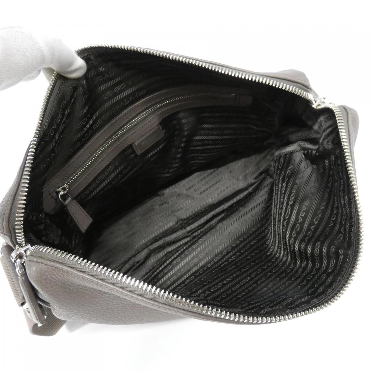 プラダ 2VH182 ショルダーバッグ